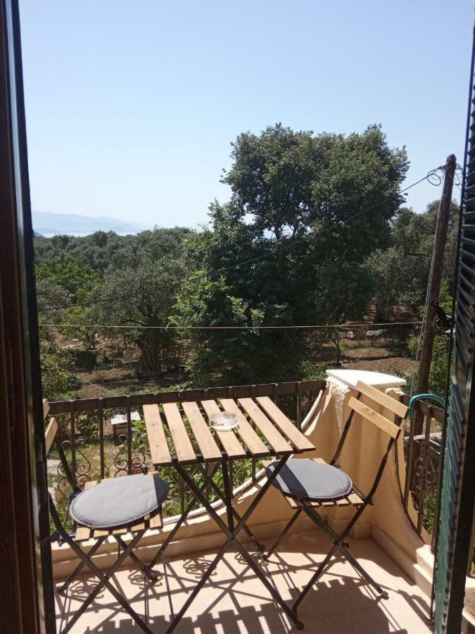 Libera Private Rooms Parga Bagian luar foto